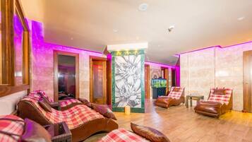 Couples treatment room(s), sauna, body treatments, body wraps