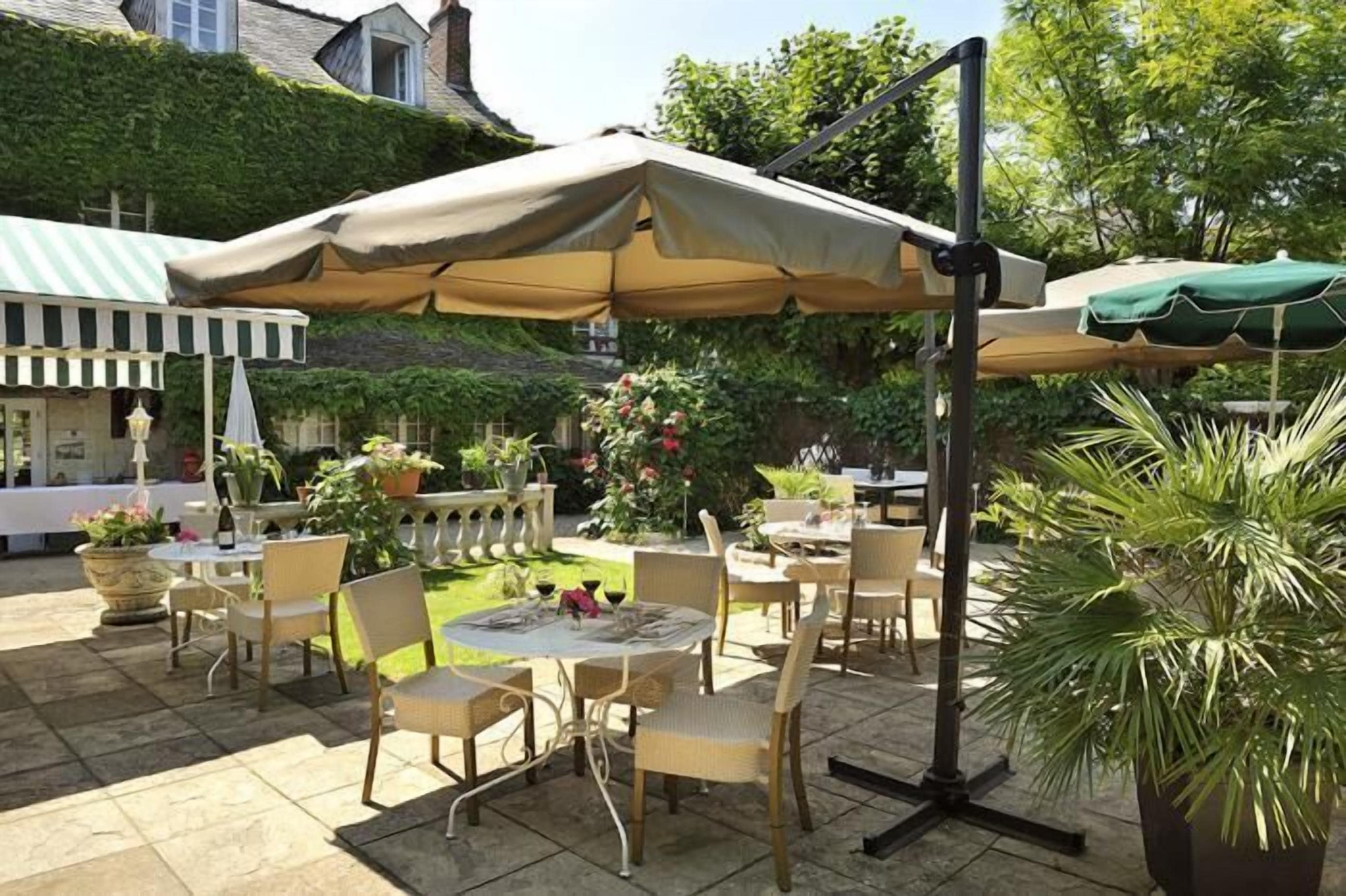 تقديم الغداء والعشاء، الأطباق الفرنسية