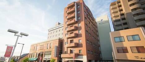 Fachada de la propiedad