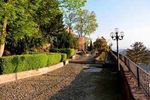 Exterior - Castello di Cortanze (Cortanze)