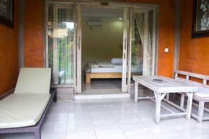 Daily continental breakfast for a fee - Bale Bali Inn (Ubud)