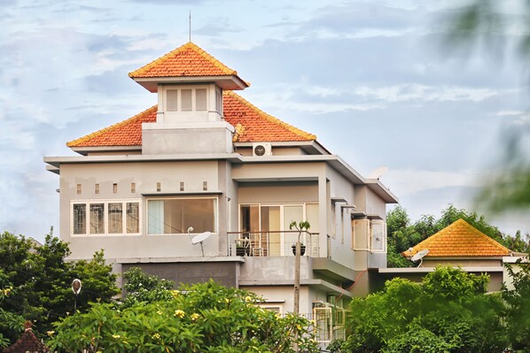 Front of property - DD Living - Hostel (Canggu)