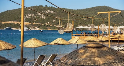 Daphnis Hotel
