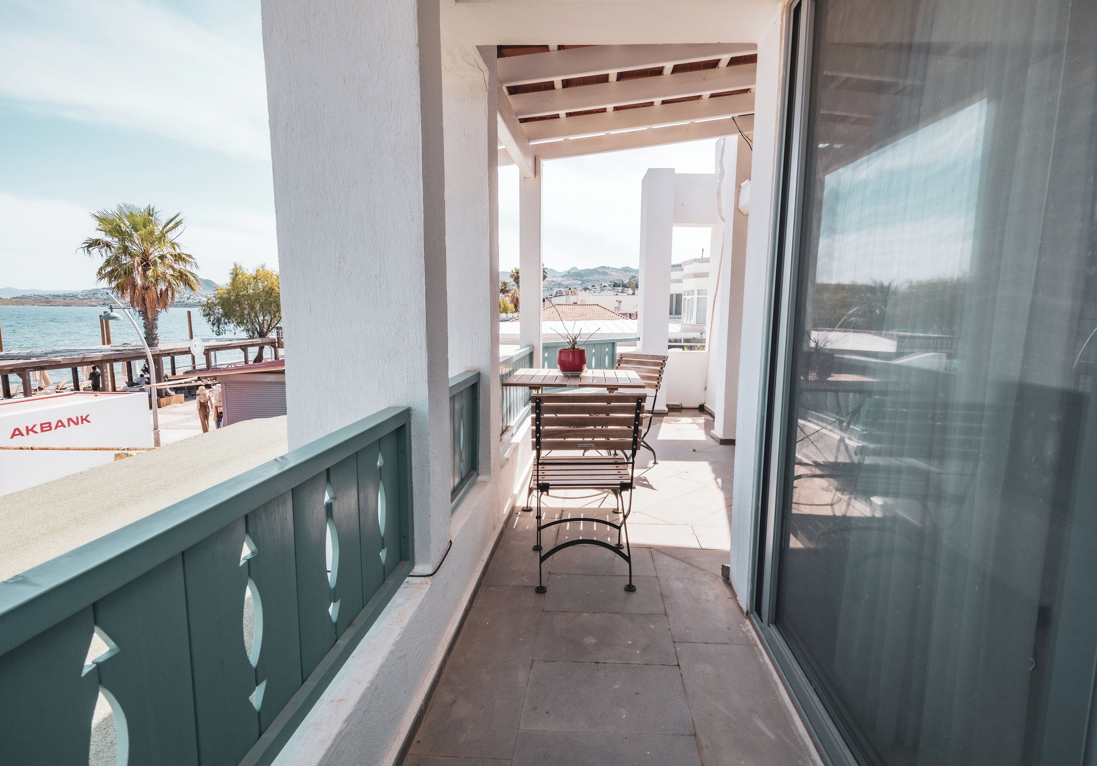 luxury studio suite | terrace/patio