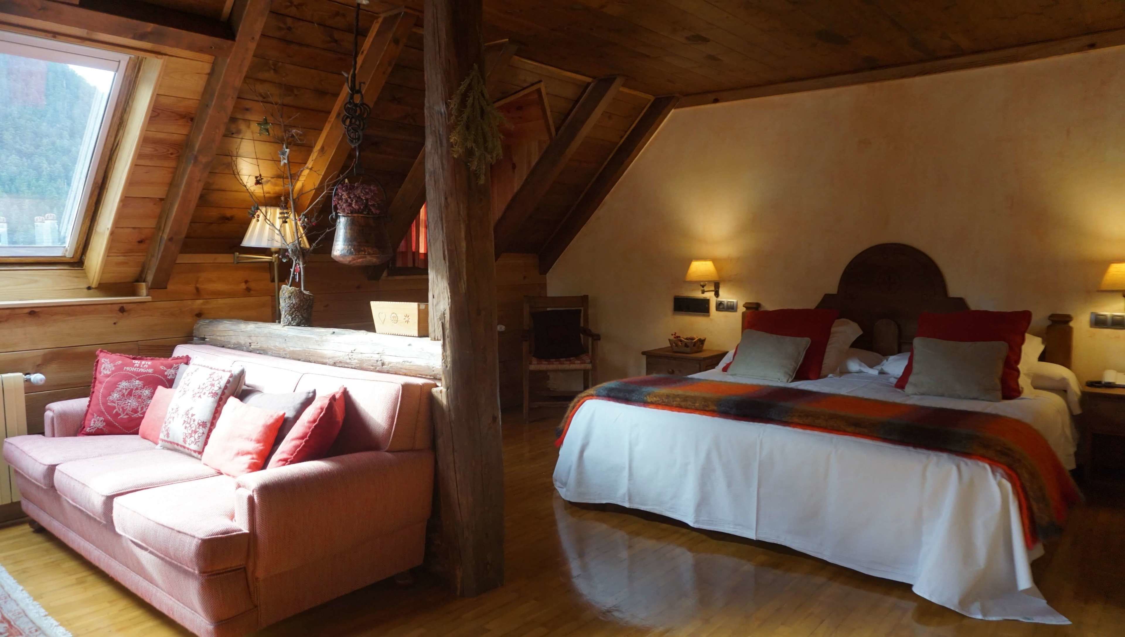 junior suite | in-room safe, individually furnished, desk, blackout curtains