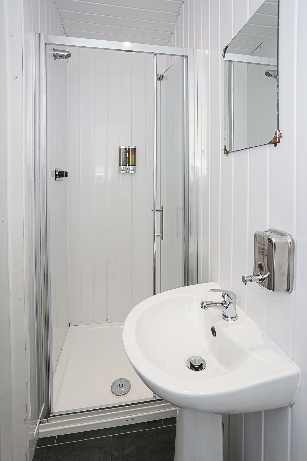 Photo - OYO Queens Quarter