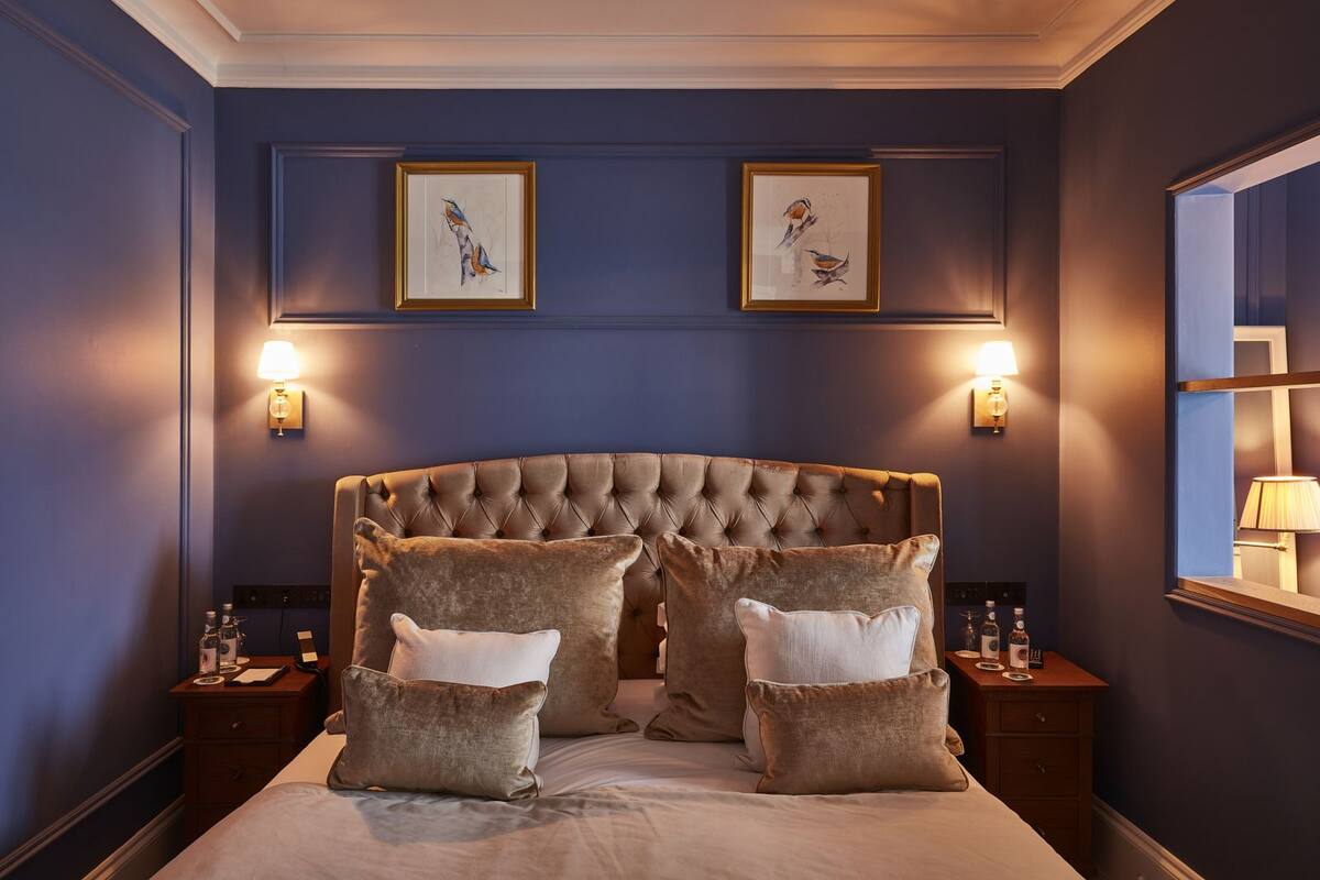 Premium Suite, River View | Premium bedding, in-room safe, blackout drapes, soundproofing