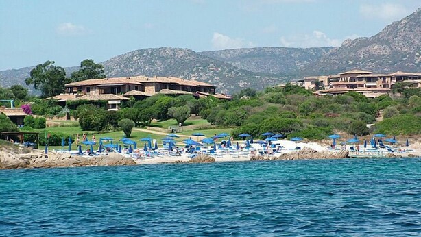 Unclassified image, 1 of 15, button - Villa Cancellu (San Teodoro)