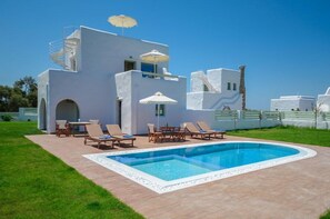 Superior Villa, 2 Bedrooms, Private Pool | Terrace/patio