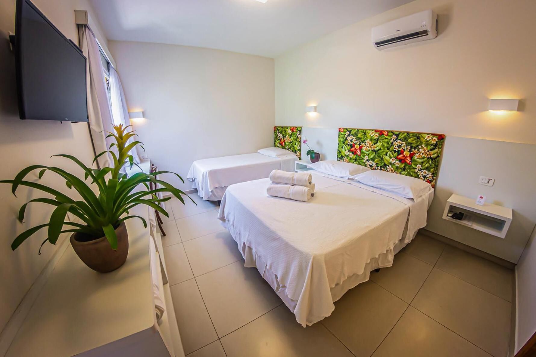 Minibar, escriptori, cortines opaques i habitacions insonoritzades 