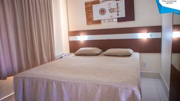 Apartamento | Cofres nos quartos, Wi-Fi de cortesia