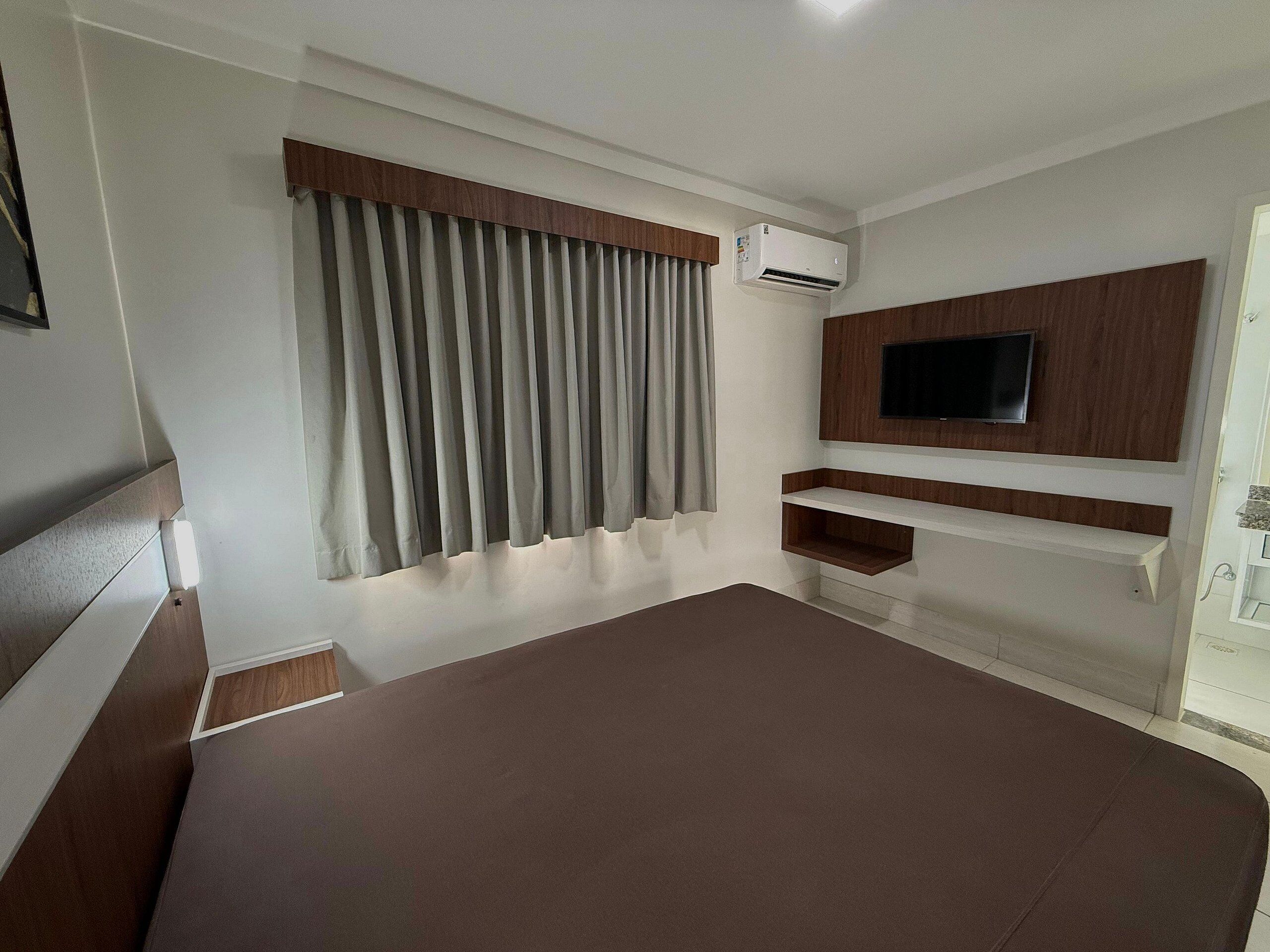 In-room safe, free WiFi