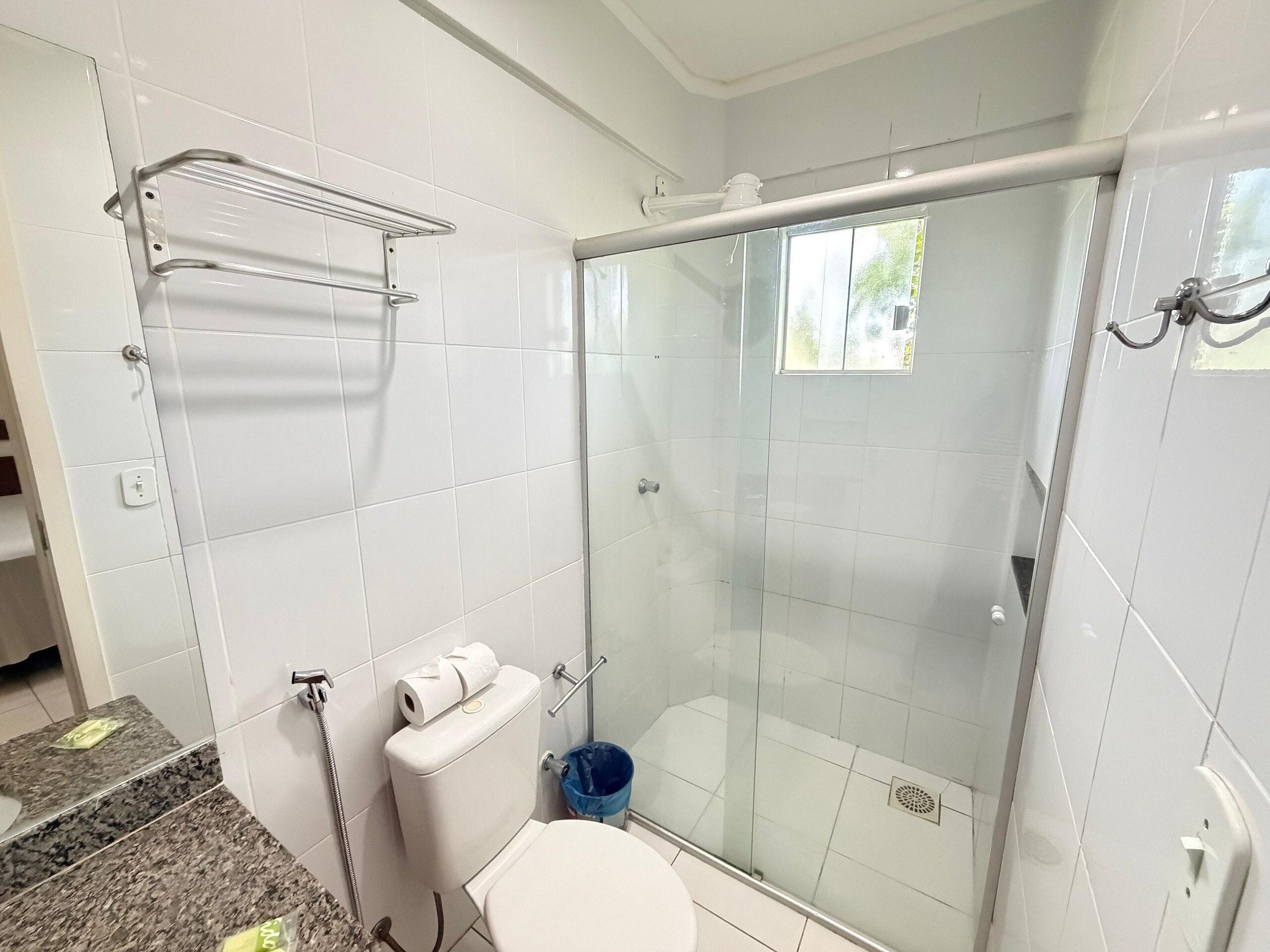 Apartment | Bathroom | Shower