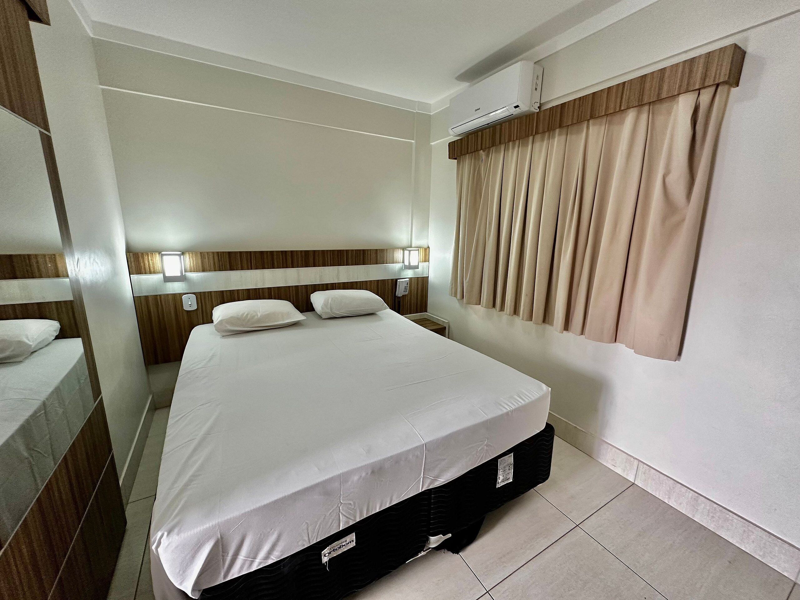 In-room safe, free WiFi