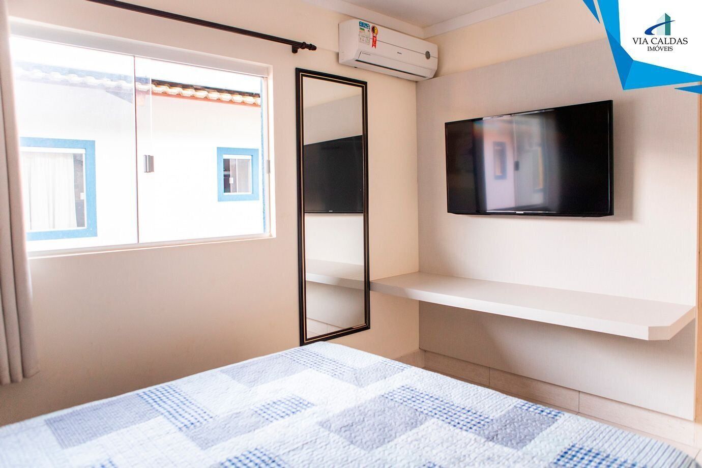 In-room safe, free WiFi