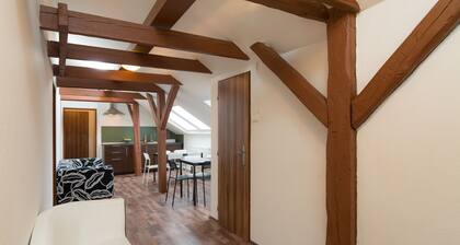 Easy Housing Hostel