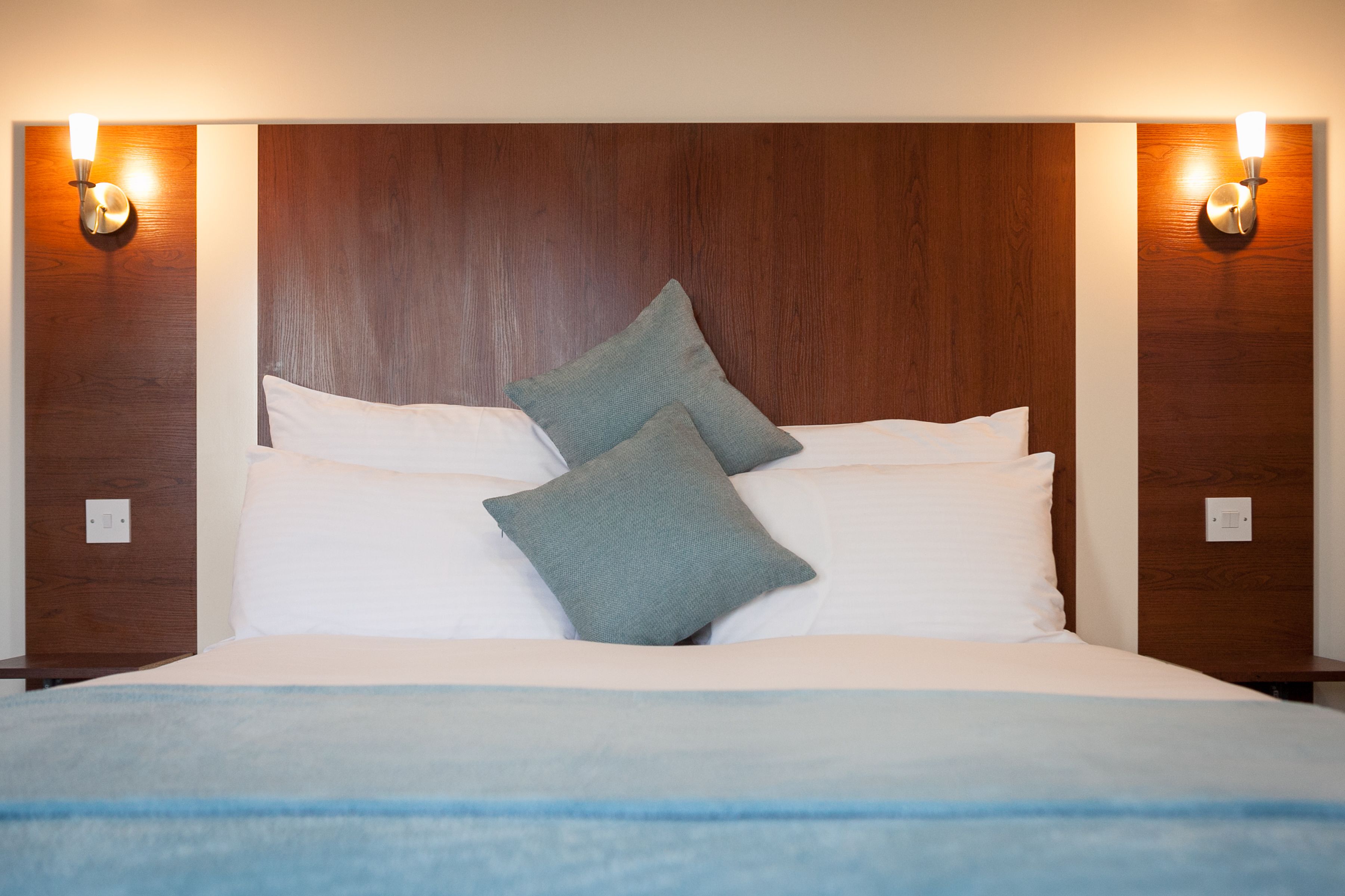 Huone (King) | Yksilöllisesti sisustettu, yksilöllisesti kalustettu, työpöytä