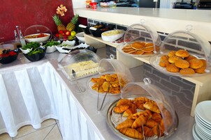 Desayuno buffet incluido todos los días 