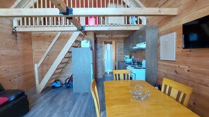 Chalet, 2 chambres, cuisine, vue plage | Salle à manger