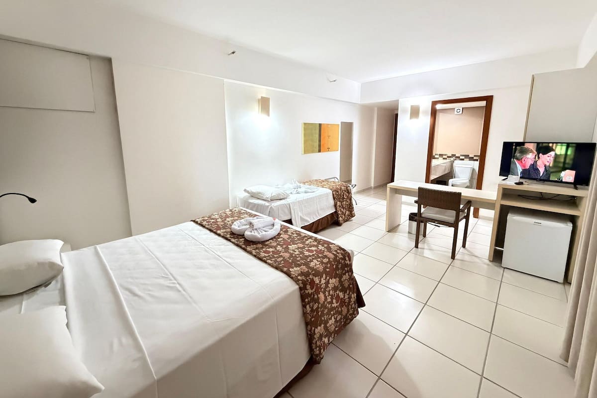 APTO 605 | 1 bedroom, minibar, in-room safe, desk