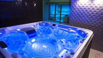Bain à remous intérieur