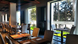 Breakfast, lunch and dinner served