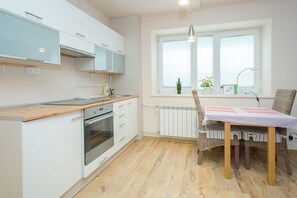 Apartment, 1 Bedroom | Private kitchen - ShortStayPoland Solidarnosci B8 (Warsaw)