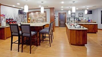 Petit déjeuner buffet compris tous les jours