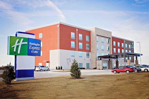 Holiday Inn Express & Suites Rantoul by IHG
