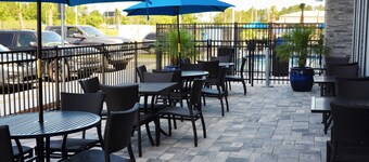 Holiday Inn Express & Suites Jacksonville W - I295 and I10 by IHG