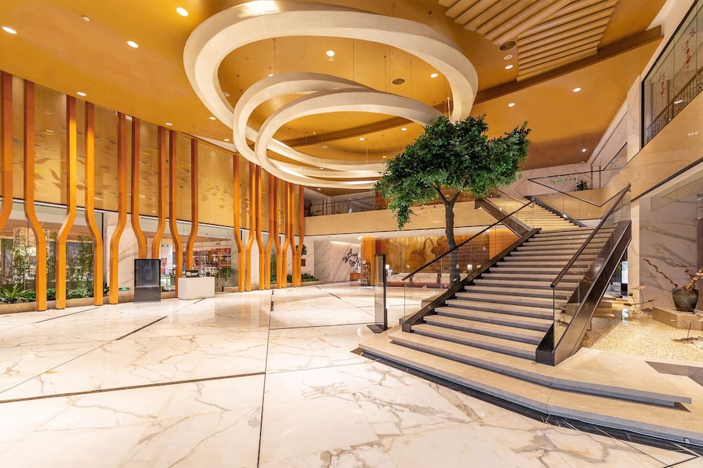 Holiday Inn Nanjing Xuanwu Lake by IHG