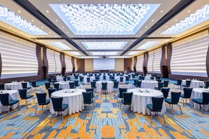 Ballroom - Holiday Inn Doha - The Business Park by IHG (Doha)