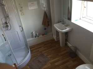 Double Room, Shared Bathroom | Bathroom | Free toiletries, towels