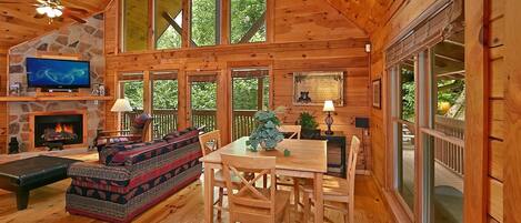 Apartment, 2 Bedrooms | In-room dining