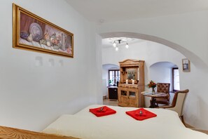 Minibar, bureau, chambres insonorisées, Wi-Fi gratuit