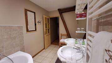Suite Luxe, salle de bains privée (Montignassienne ) | Salle de bain