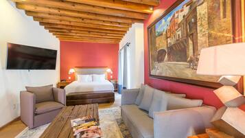 Suite, 1 habitación (Master Suite) | Ropa de cama de alta calidad, minibar, caja fuerte y escritorio