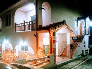 Bãi đậu xe tự phục vụ miễn phí