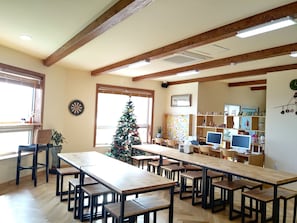 Family Room, Private Bathroom, Ocean View | Game room