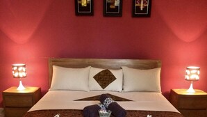 디럭스룸 (King Room, Pool View) | 객실에서 보이는 전망