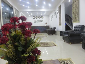 Lobby - TIH Hotel Ash Vale (Srinagar)