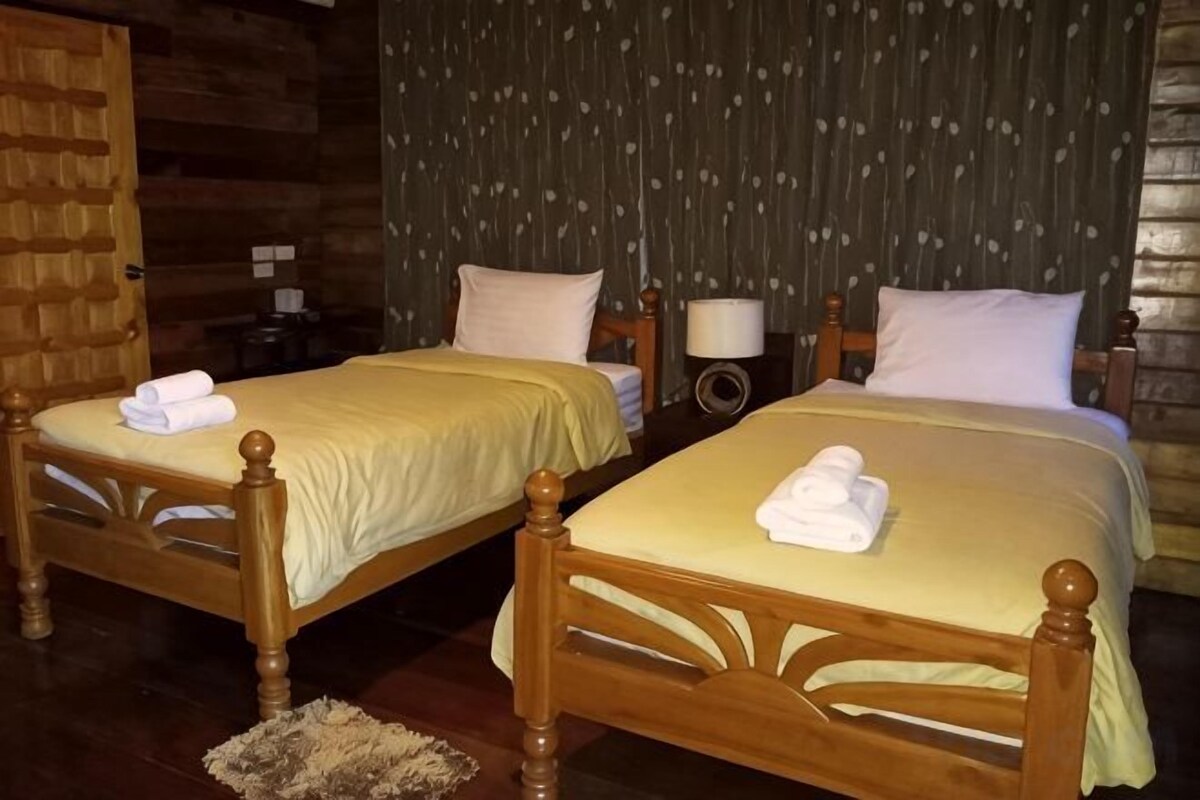Minibar, cortinas opacas, camas supletorias y wifi gratis