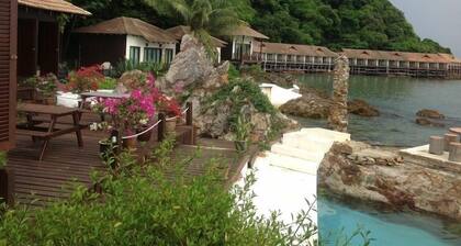 Gem Island Resort & Spa