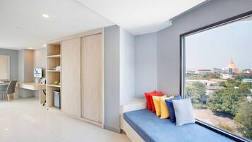 Deluxe Room | City view