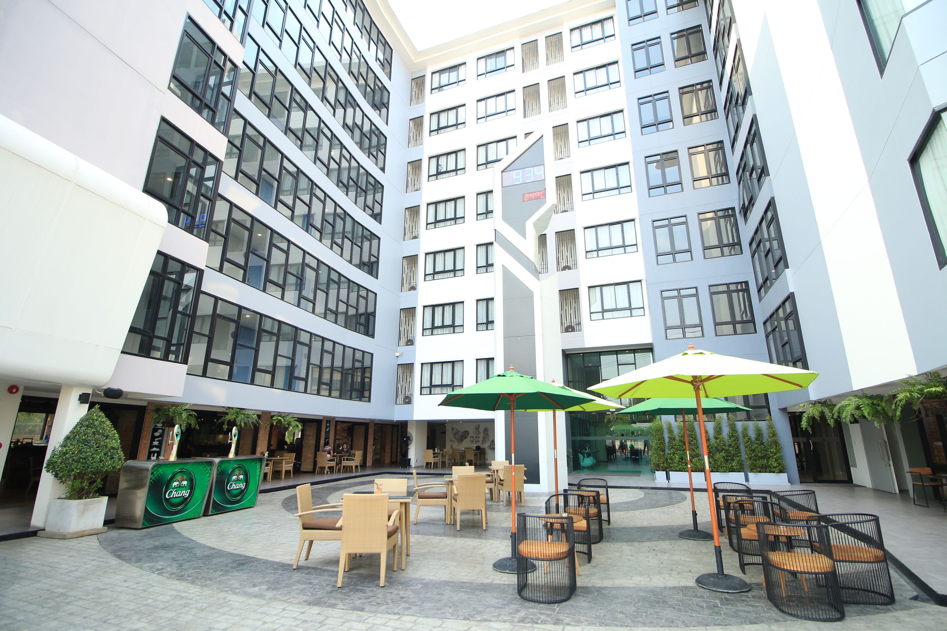 ลานระเบียง/นอกชาน