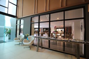 Sala de estar en el lobby