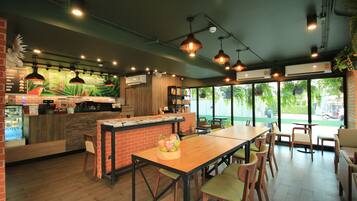 Coffee shop