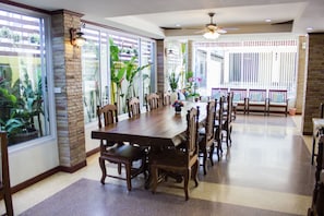 Free daily self-service breakfast - Baan Rabiang Mai Maesot Hotel (Mae Sot)
