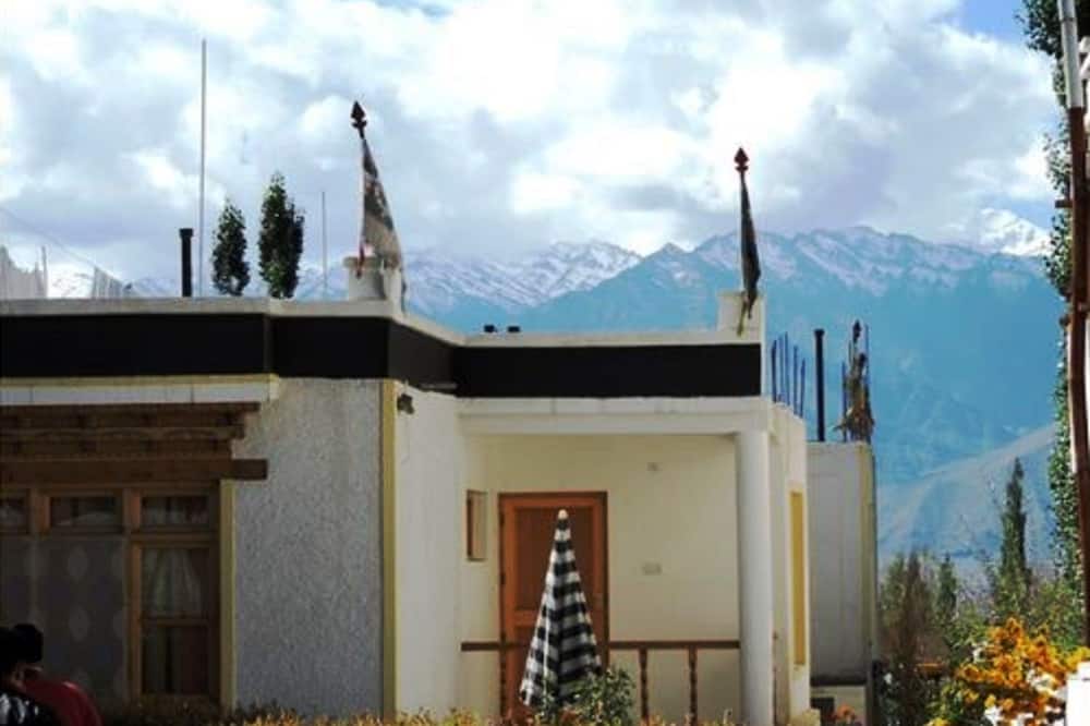 TIH Hotel Ladakh Heaven