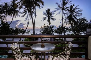 View from property - Salt Beach Hotel (Maafushi)